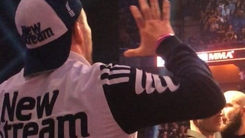 Александр Шлеменко секундирует Андрею Корешкову на Bellator 153