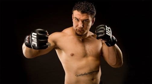 Фрэнк Мир освобожден от контракта с UFC, хочет драться с Федором Емельяненко
