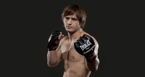 Шахбулат Шамхалаев доставлен в больницу с огнестрельными ранениями