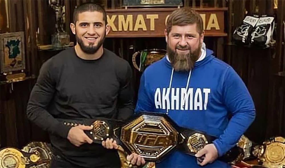 Ислам Махачев привез чемпионский пояс UFC Рамзану Кадырову