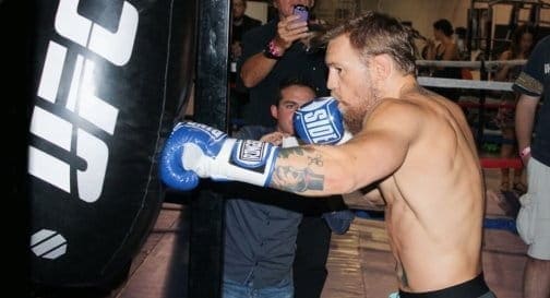 Джо Роган о шансах Конора МакГрегора в бою против Флойда Мэйвезера