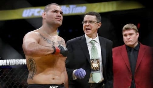 Кейн Веласкес хочет получить титульный шанс