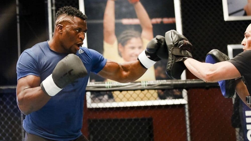 Фрэнсис Нганну: «Я будущий чемпион UFC в тяжелом весе»