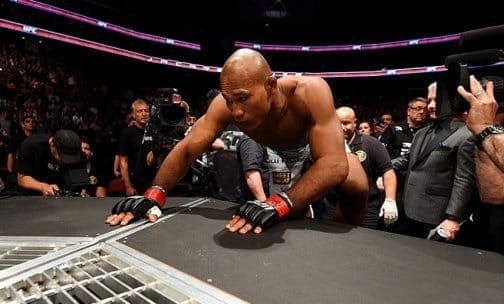 Менеджер Жакаре: «Титульный шанс Хендерсона полная бессмыслица»