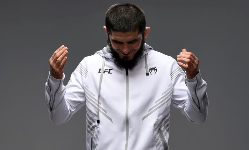 Ислам Махачев назвал себя новым чемпионом UFC из Дагестана