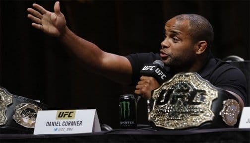 Даниэль Кормье руководству UFC: «Заплатите Деметриусу Джонсону миллион долларов»