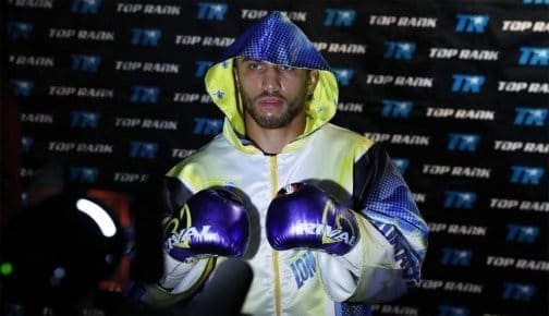 Василий Ломаченко предлагает помощь Конору МакГрегору