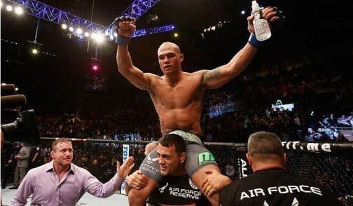 Робби Лоулер о поединке с Джони Хендриксом: «Тяжелейшие годы работы в спортзале окупились сполна»