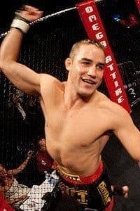 Центр Дастина / Dustin Center