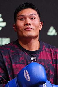 Це Лю / Ce Liu