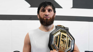 Магомед Анкалаев назвал самого интересного соперника в UFC