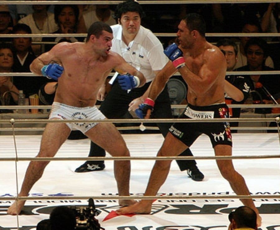 Маурисио "Шогун" Хуа против Антонио Роджерио Ногейры (Shogun Rua vs Antonio Rogerio Nogueira)