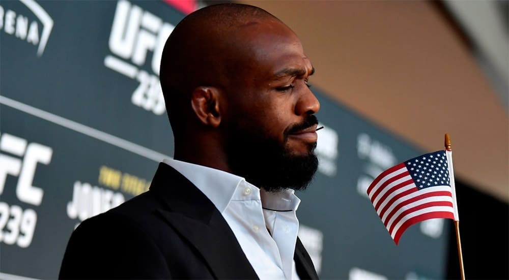 Джон Джонс прокомментировал победу Стипе Миочича над Даниэлем Кормье