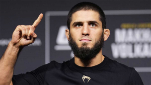 Джонсон дал совет UFC по поводу Махачева
