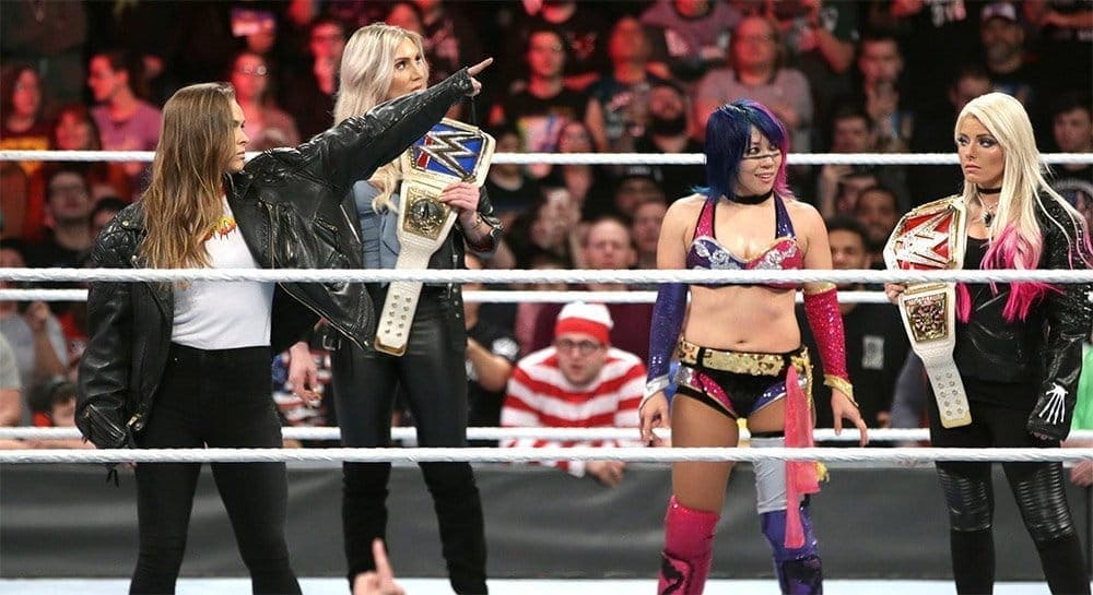 Ронда Роузи подписала контракт с WWE