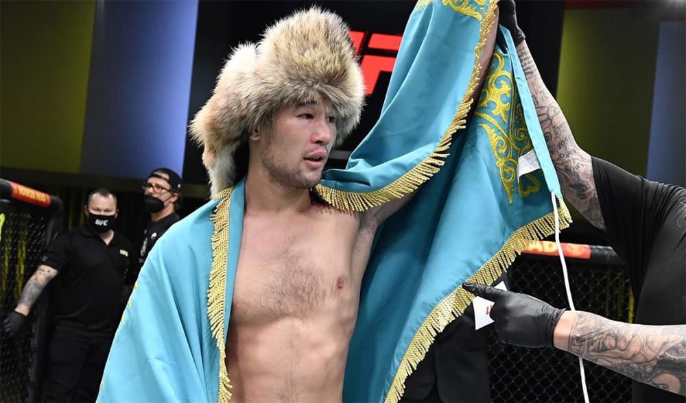 Бой шавката рахмонова. Шавкат боец. Шавкат Рахмонов боец UFC. Шавхат Рахмонов казах. Хамзат Чимаев Kepka bilan.