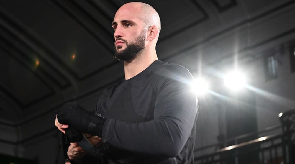 Волкан Оездемир обещает нокаутировать Доминика Рейеса