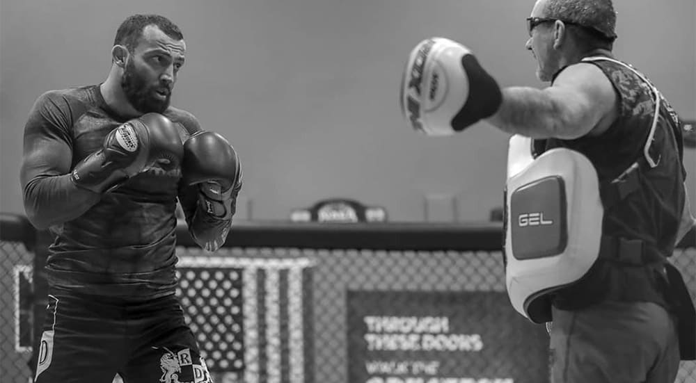 Роман Долидзе не сможет выступить на турнире UFC в России из-за проблем с визой