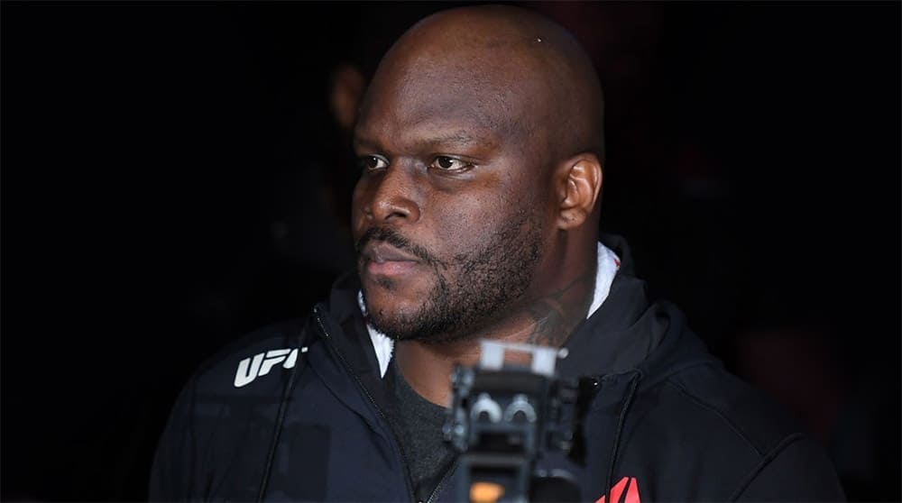 Derrick Lewis nearly crashed with his son for www.sportsandworld.com