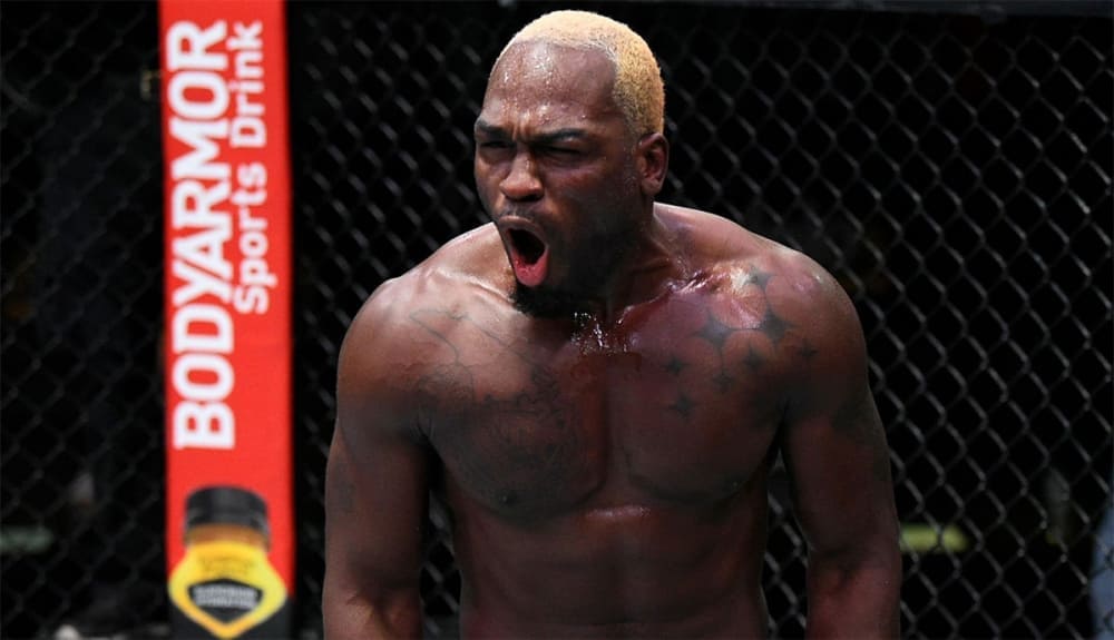 Дерек Брансон ответил на вызов Пауло Косты