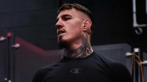 Том Аспиналл отметил Хэллоуин: «Ещё один день, ещё одна больница»