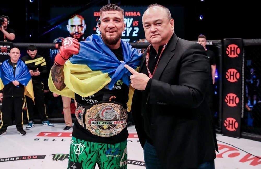 Украинец Ярослав Амосов бросил вызов чемпиону UFC
