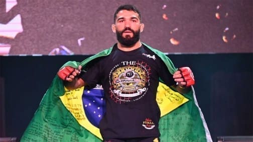 Чемпион Bellator Питбуль Фрейре уволен из PFL