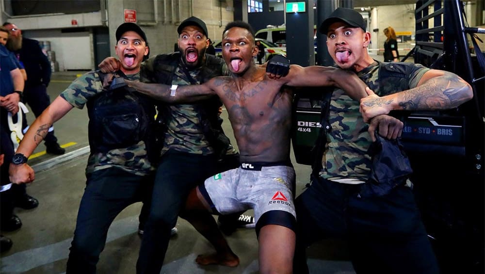 Исраэль Адесанья: «В моем выходе в октагон больше величия, чем во всей карьере Джона Джонса»