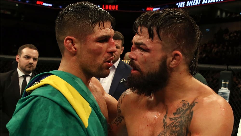 Майк Перри перенес успешную операцию