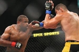 Аттила Вег против Эмануэля Ньютона на Bellator 113