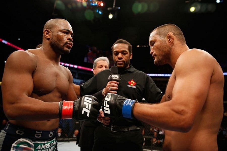 UFC 161: Эванс против Хендерсона (видео и результаты)