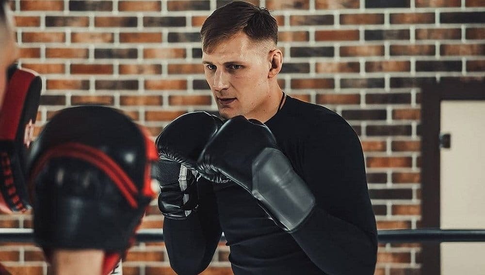Слух: Александр Волков готовится к турниру UFC 226 в качестве запасного участника
