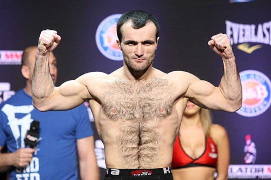 Хасбулаев заявляет о расторжении контракта с Bellator, Скотт Кокер выступает с опровержением