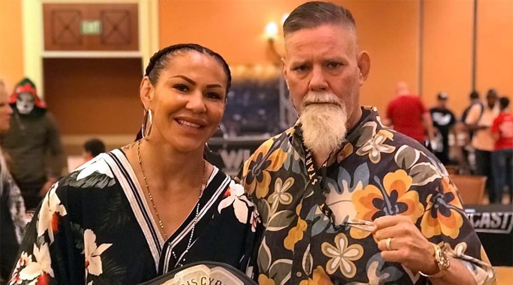 Фото дня: Крис Киборг и Танк Эбботт