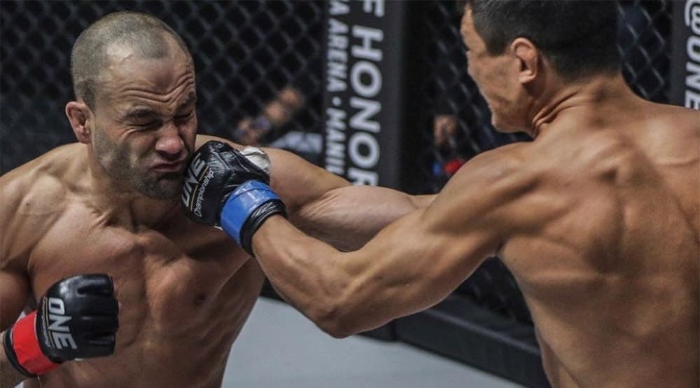 Эдди Альварес: «Я искренне разочарован и сбит с толку своей нерешительностью»