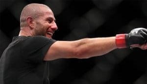 Гокхан Саки бросил вызов Майклу Биспингу