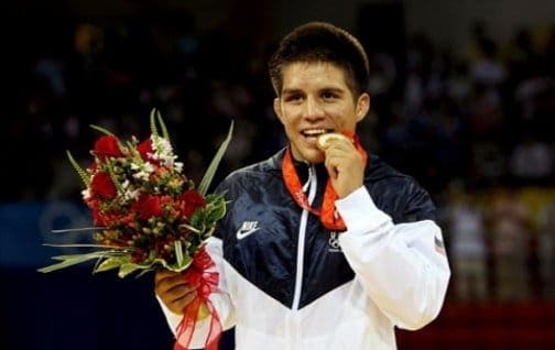 Генри Сехудо подписал контракт с UFC, встретится со Скоттом Йоргенсеном на UFC 177 в Сакраменто