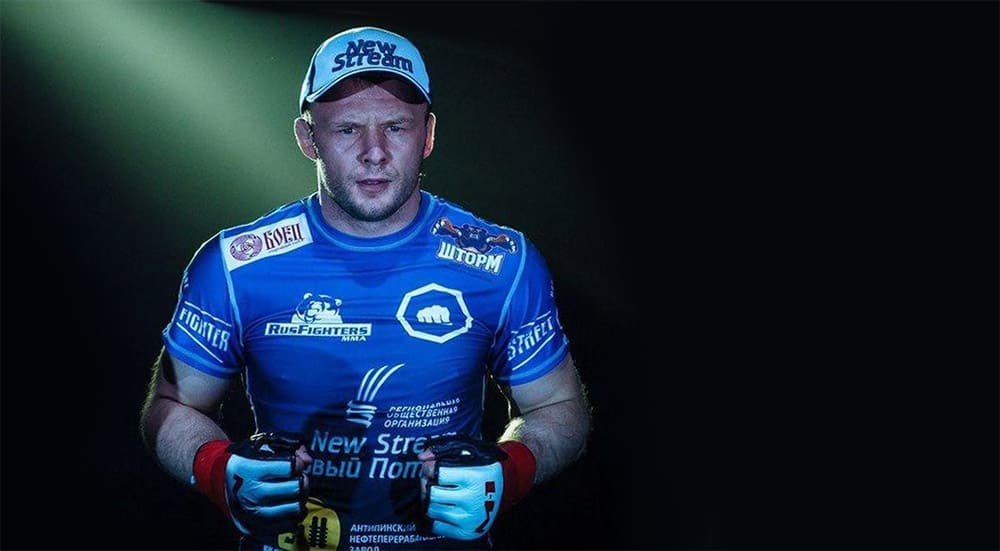 Александр Шлеменко объяснил, почему бросил вызов бывшему чемпиону UFC