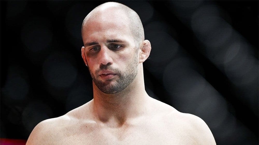 Волкан Оездемир травмирован и выбывает из поединка с Александром Густафссоном