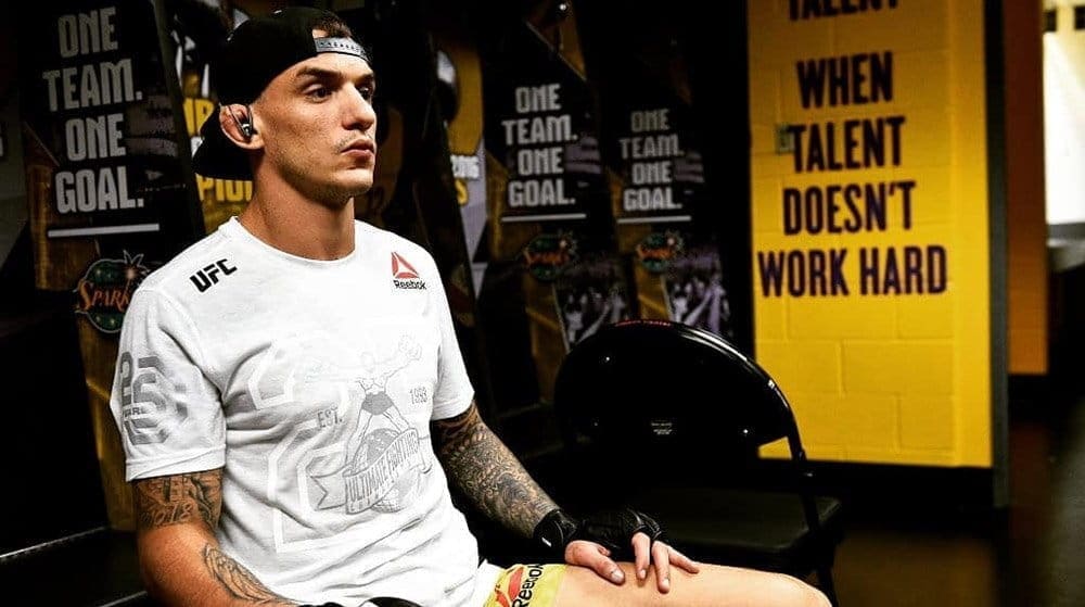 Ренато Мойкано назван запасным участником титульного поединка Халловэй-Ортега