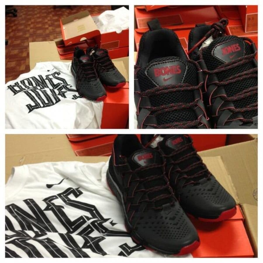 Nike&#039;s Jon Jones shoes and shirts