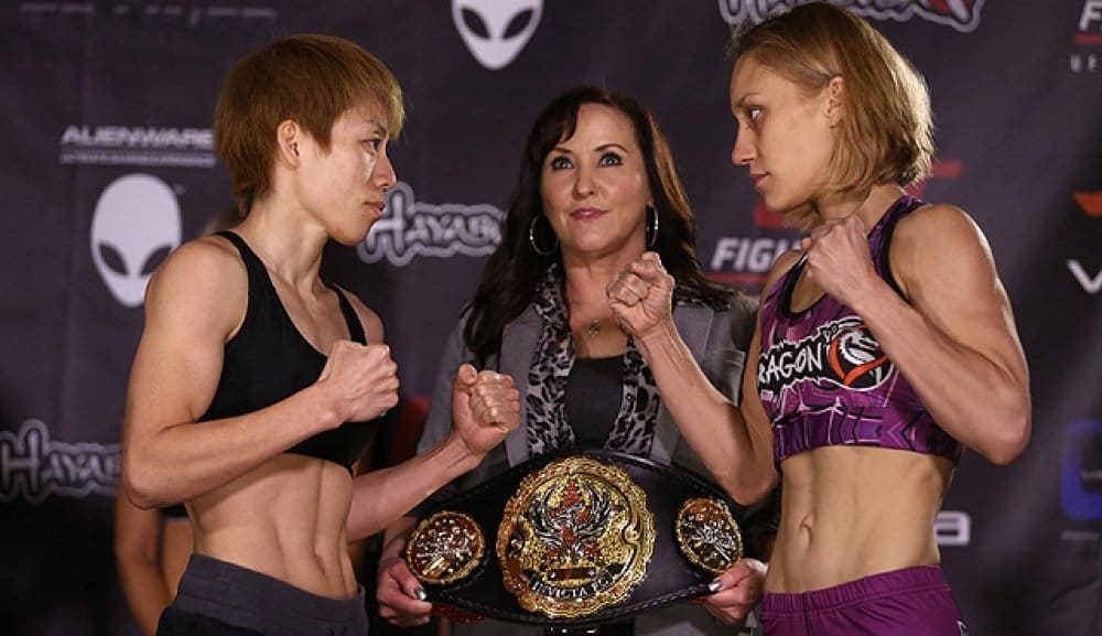 Invicta FC 16: процедура официального взвешивания