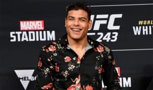 Пауло Коста назвал легенду UFC своим биологическим отцом