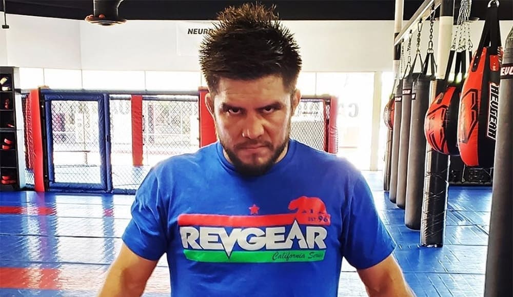 Генри Сехудо озвучил план на три поединка – в нем нет Петра Яна