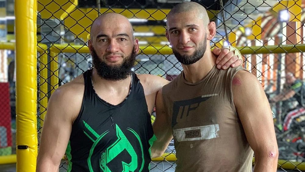 Хамзат Чимаев намекнул на подписание Альберта Дураева в UFC