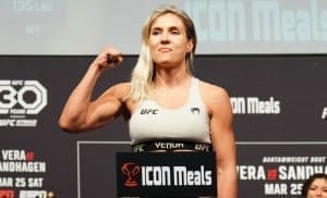 Россиянке Яне Сантос назначен очередной бой в UFC