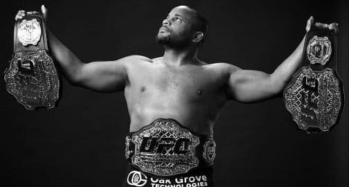 Даниэль Кормье: «Я хотел выбросить чемпионские пояса UFC, но жена не позволила это сделать»