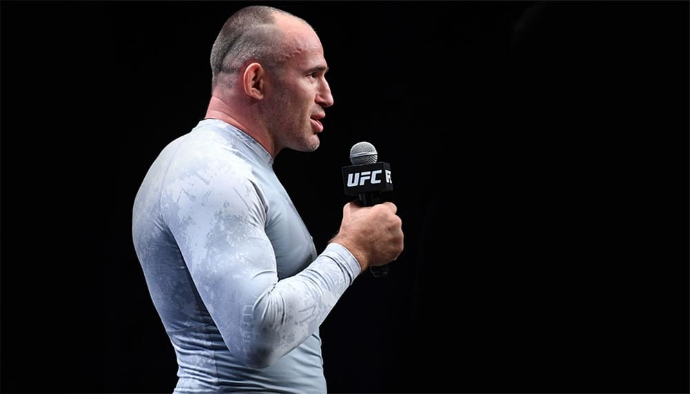 Алексей Олейник дал прогноз на бой Александра Волкова и Джуниора Дос Сантоса