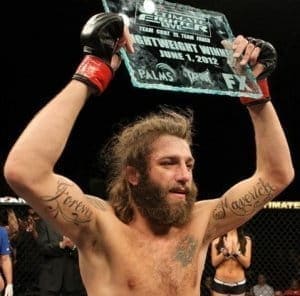 Майкл Кьеса выбывает из состава участников UFC on Fox 5