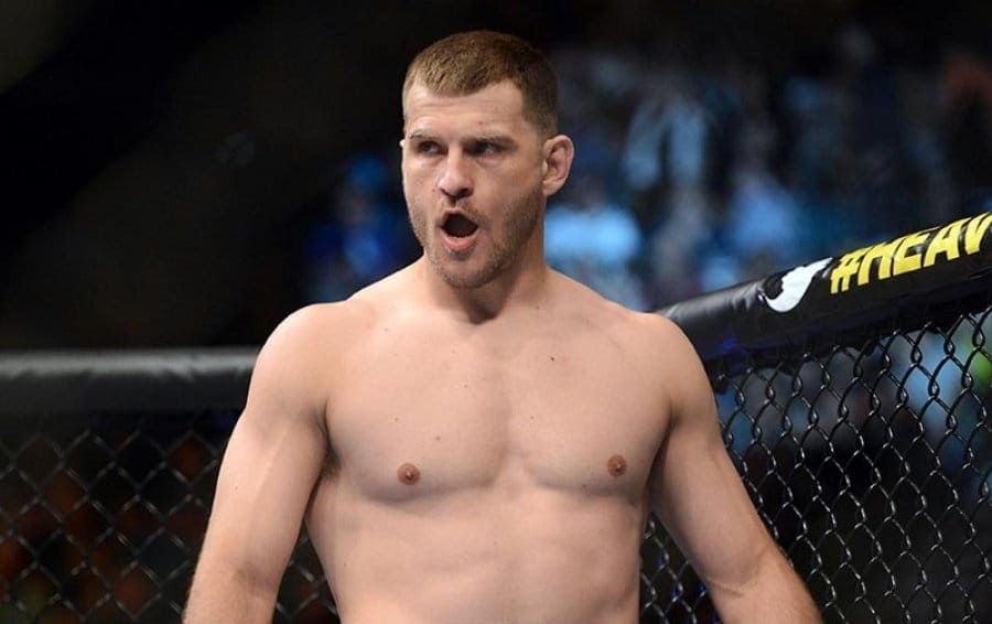 Стипе Миочич: «Победив Дос Сантоса, я должен получить титульный шанс»